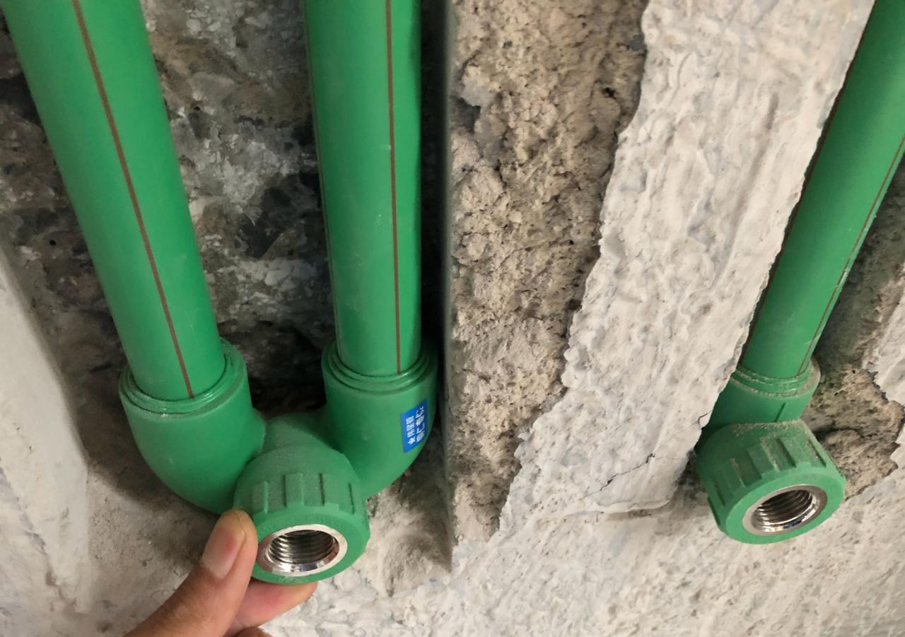 冷熱水管挨在一起安全嗎？如何正確設置水管位置？