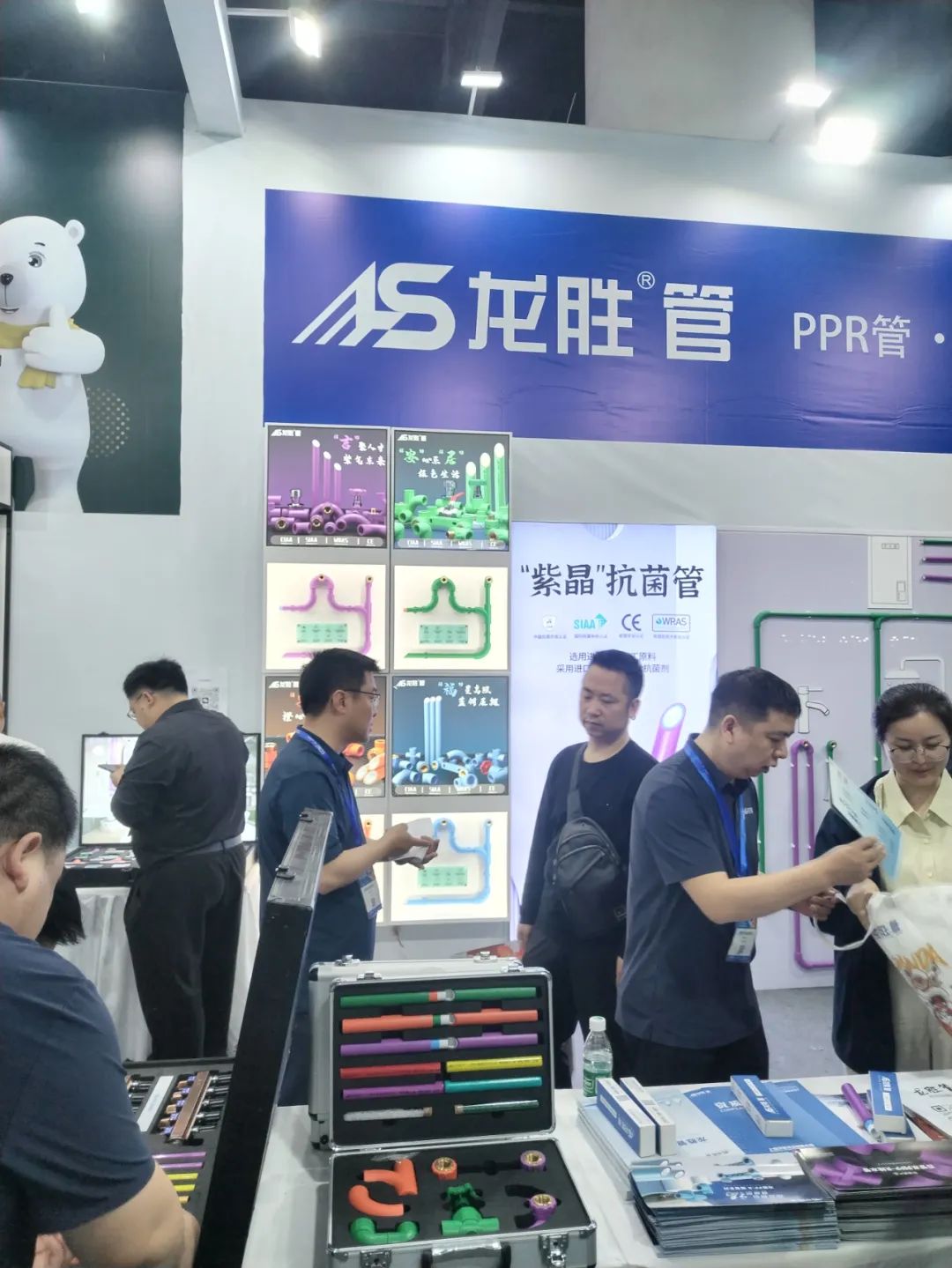 龍勝管2025成都建博會：用科技重塑健康，以藝術定義未來